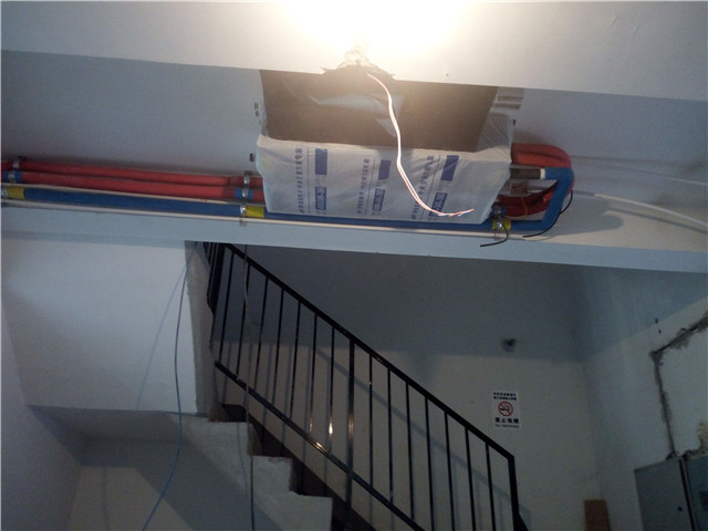 中海峰墅 大金VRV 一拖11安装案例实拍图