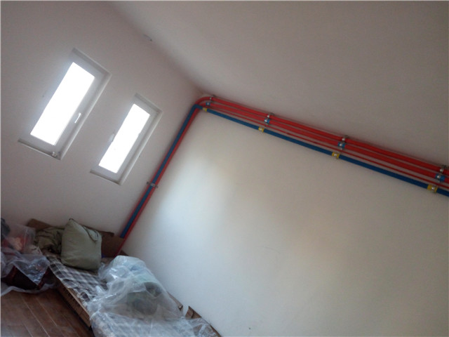 中海峰墅 大金VRV 一拖11安装案例实拍图