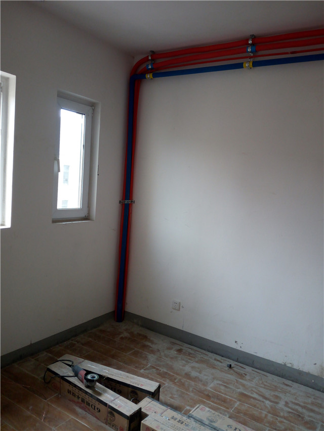 中海峰墅 大金VRV 一拖11安装案例实拍图