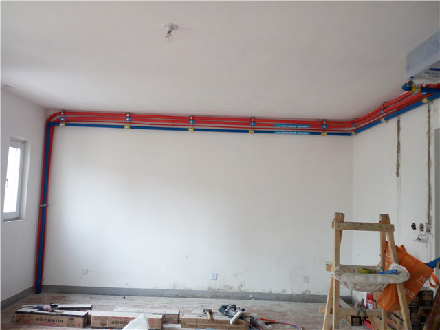 中海峰墅 大金VRV 一拖11安装案例实拍图