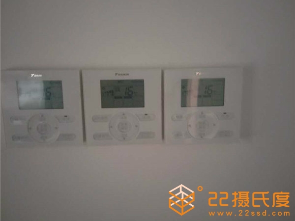 塞纳左岸咖啡店大金VR中央空调机安装案例