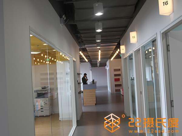 英孚教育华润校区美的中央空调安装