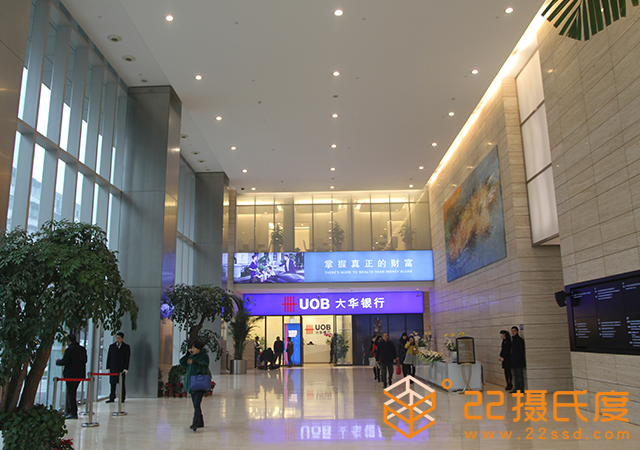 大华银行成都分行格力中央空调系统安装