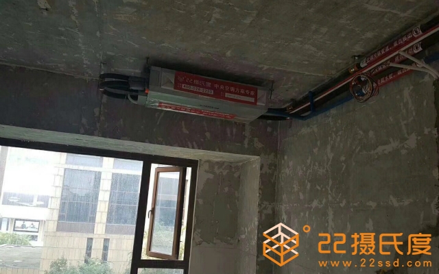 青羊区天祥广场格力一拖五中央空调次卧安装