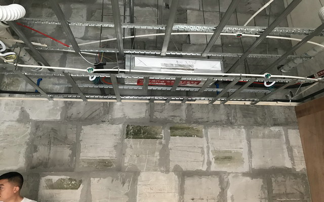 格力一拖一风管机安装