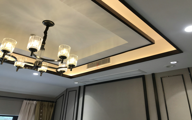 格力一拖一风管机安装风口效果